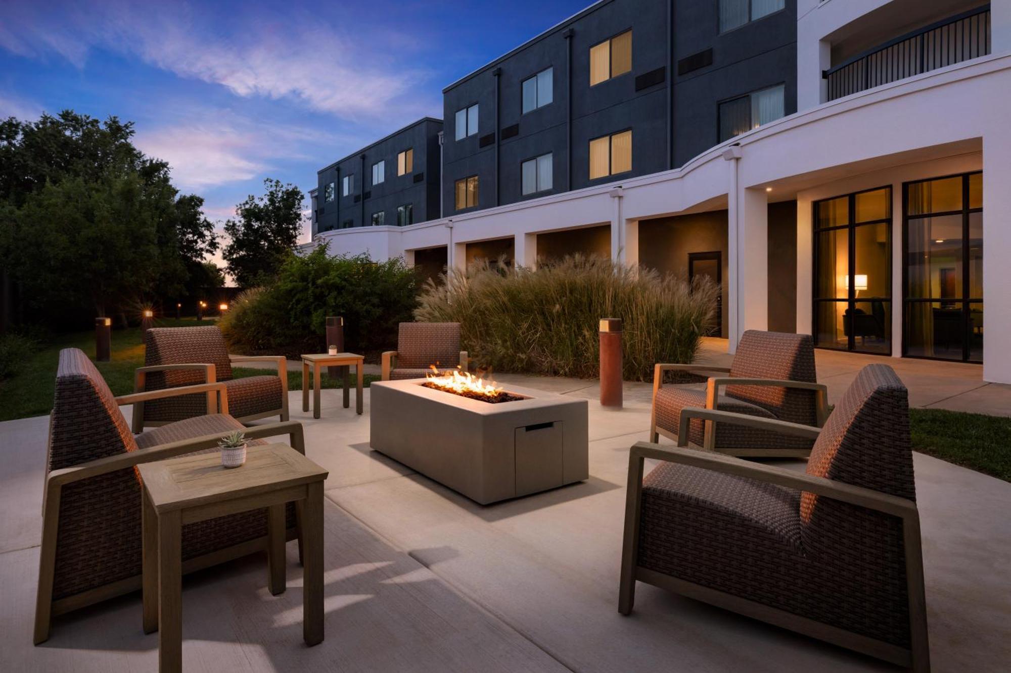 Courtyard By Marriott Amarillo West/Medical Center Hotel Buitenkant foto